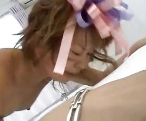 Fata dulce tineri asiatice futut şi facialized