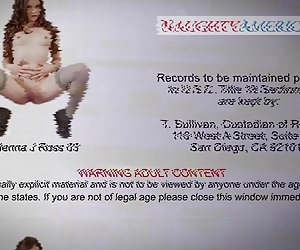 Tiny titted jenna j ross echitatie cocoş