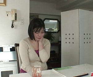 Milf sexy si obraznic pervers fracea kashima toying şi bange